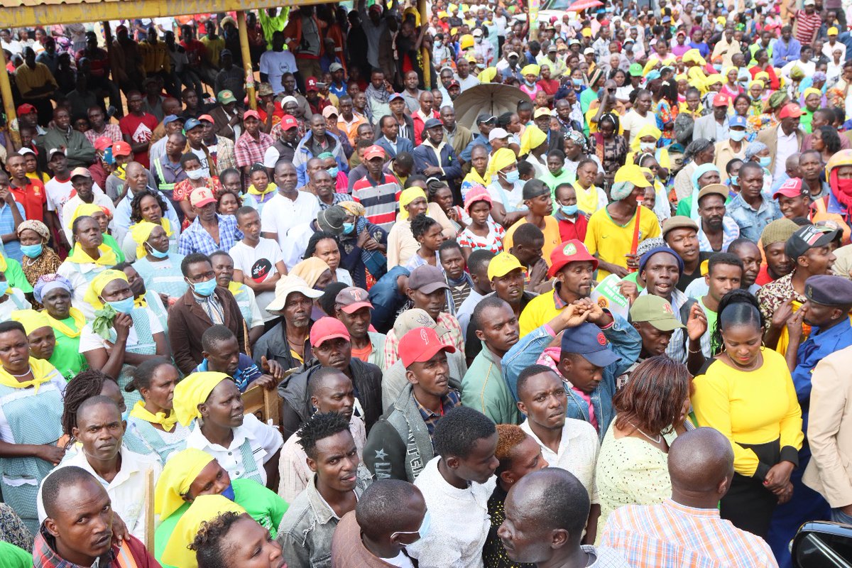 WilliamsRuto's tweet photo. We will amend the Budget policy statement to prioritise needs of ordinary Kenyans- small businesses and farmers - to ensure they have the funds to enable them to grow. This is Bottom-Up in action. https://t.co/5Tj78j79mp