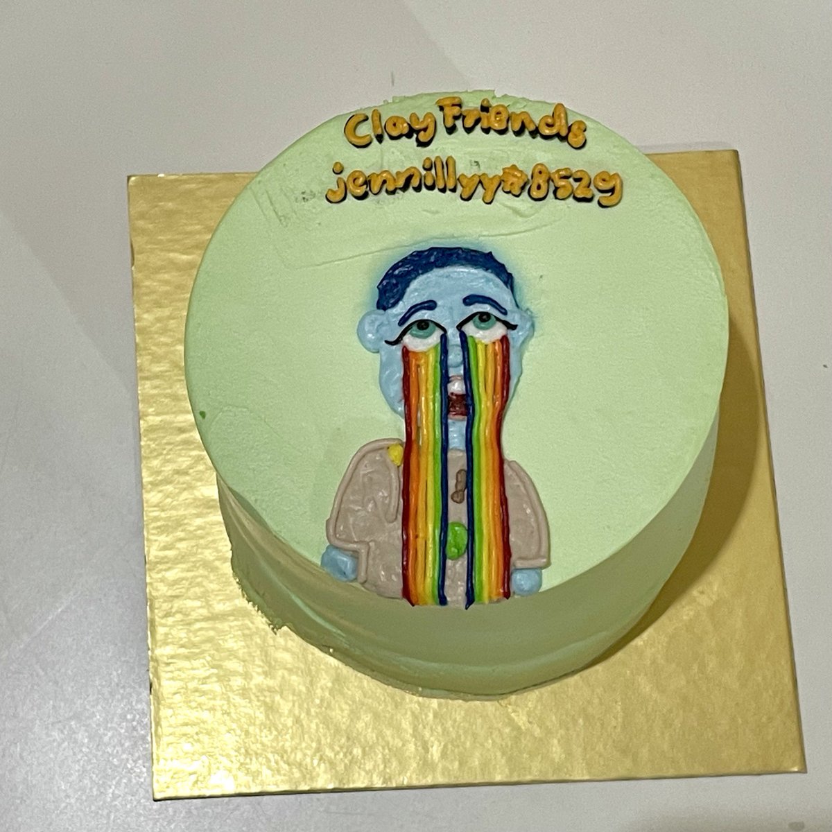 jennillyy's tweet photo. Red, orange, yellow
Green and blue.
Indigo and purple are in there too

This is the story of a boy who’s tears bring colors to the world,
As it came pouring out of his eyes
it’s vibrant colors streams down to the Earth
And shines brightly under the sky🌈
@ClayFriendsNFT @TrentShy https://t.co/1v357YkZ3N