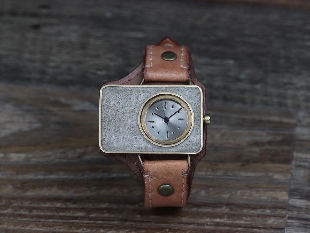 TheExCB's tweet photo. I created the Mason Watch for those with a rugged yet refined sense of style.
https://t.co/WBjZuoiasY
#watches #customwatch #riojeweler #watchoftheday #concretewatch #rugged #shopsmall #handmade https://t.co/vE8xoEs0SZ