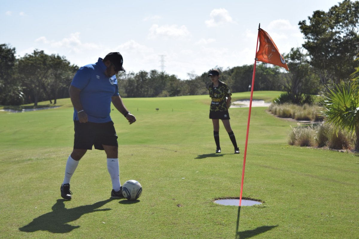 FootGolfCancun's tweet photo. Este fin de semana se jugó la fecha inaugural del Torneo Apertura 2022 de la Liga de FootGolf® Cancún. El ganador del primer torneo federado del año fue Mike Álvarez, con 70 golpes, tres bajo par.
https://t.co/iGtpbMb6yN https://t.co/R57u9unB35