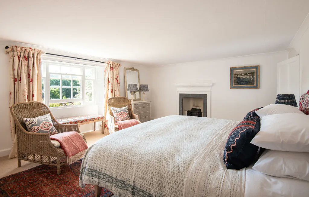 Sleeping 8 guests, Lemail House is spacious home in which to spend summer months with friends and family. A short distance from the busy seaside towns of Rock and Polzeath, it resides in the ideal location to enjoy all the coastline has to offer. bit.ly/lemail_house