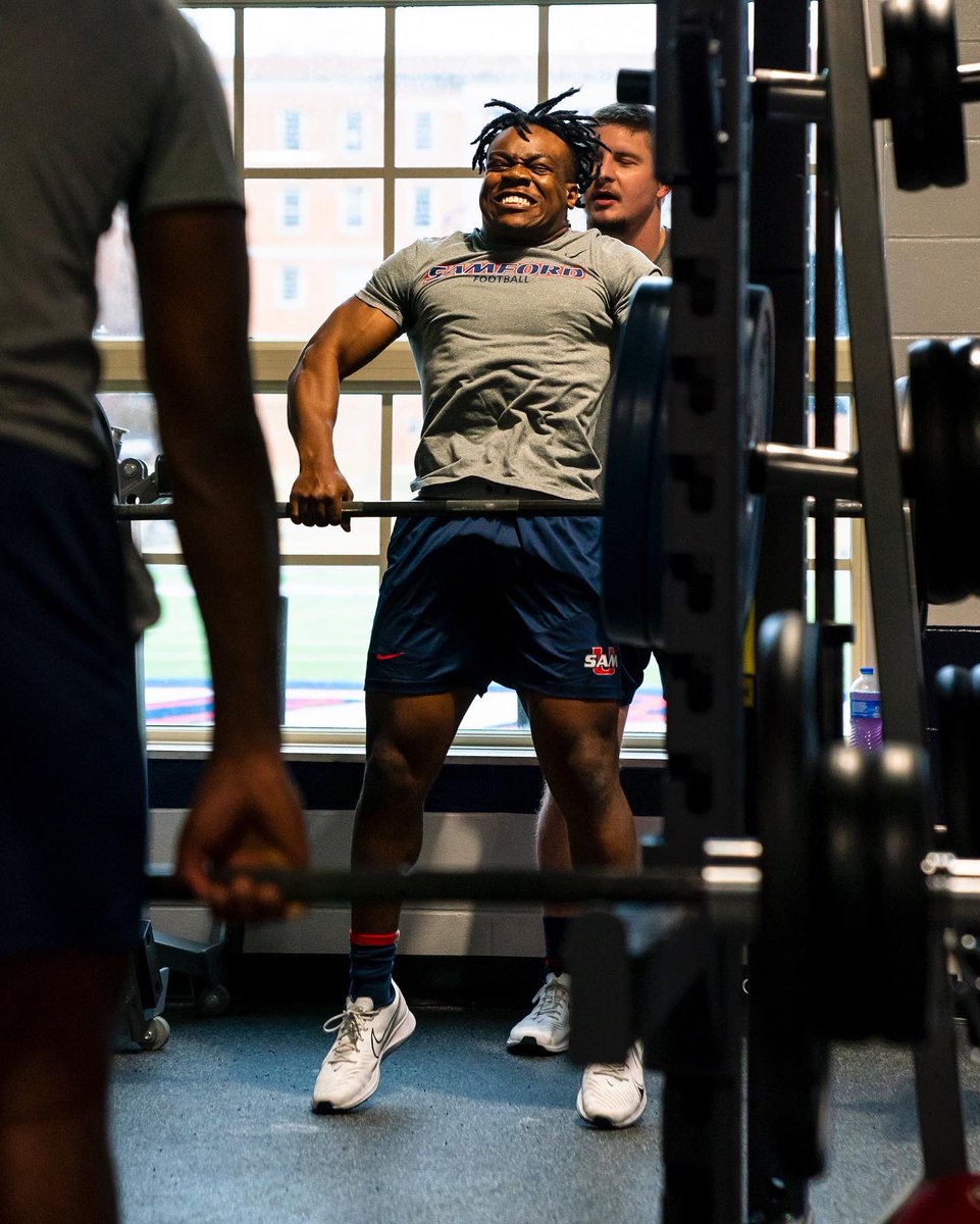 SamfordFootball's tweet photo. Work 🔁 Repeat 

#HatchAttack 
#AllForSAMford https://t.co/3ze01cTzK5