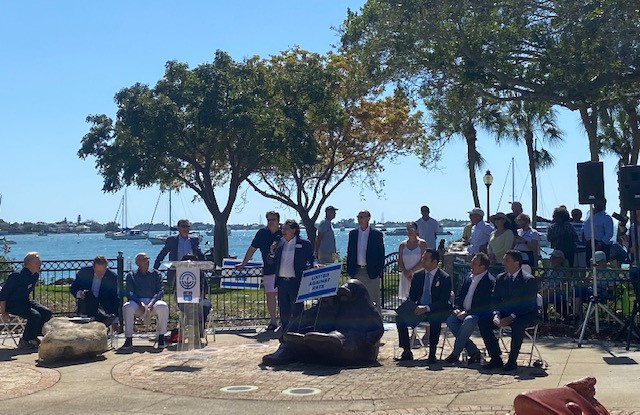 Great job to the featured speakers and participants who joined everyone Sunday at Bayfront Park for the #UnityGatheringSRQ.

We are one community, undivided and #UnitedAgainstHateSRQ.

#community