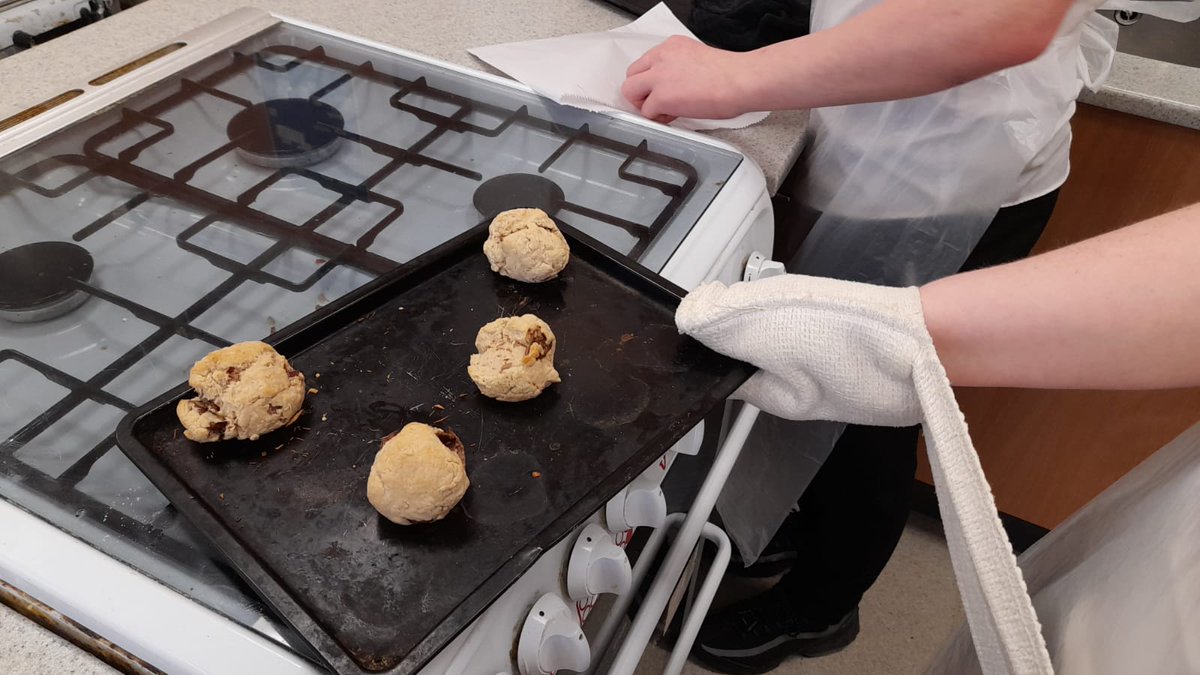 StJohnOgilvieHE's tweet image. More fabulous creations.  The S2s had the opportunity to perfect their original creations and correct the ones that didn&apos;t quite work.  #learningbycreating @StJOHS