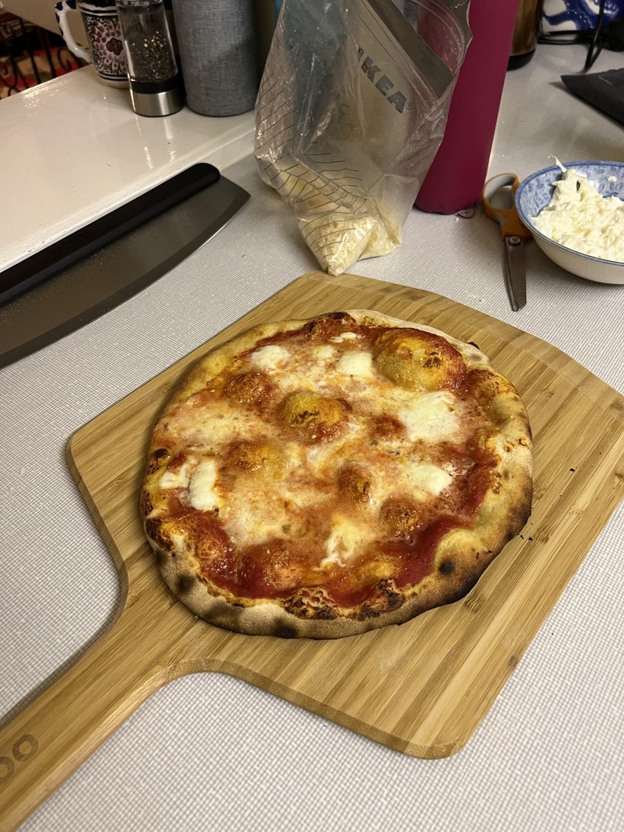 fifi_rocco's tweet photo. Loving my new Ooni Pizza Oven @OoniHQ https://t.co/w8chMbiCOz