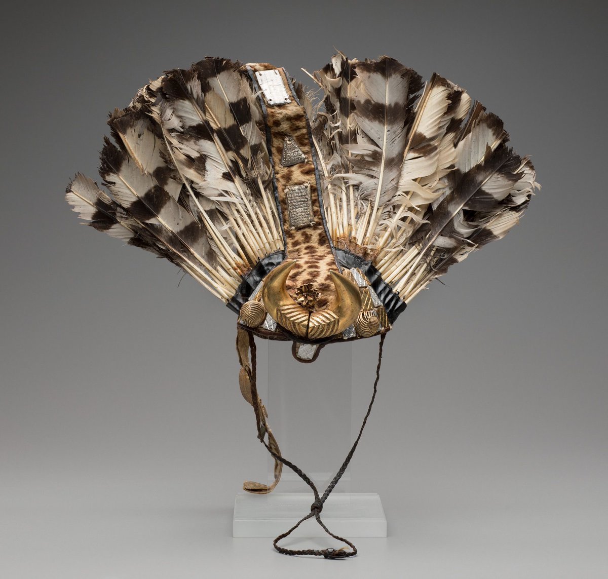 NFTipi's tweet photo. Tomorrow for #TipiTuesday I have set the Topic: Headdress, Masks, & Regalia
In your land based identity-Do you have Ornate Ceremonial Regalia? Share your own Cultural Knowledgeโจ
This is a Reclamation Conversation ~ an alternate to Cultural Appropriation in Art & NFTs
~๐บ๐บ๐บ https://t.co/tEAycvKwoO