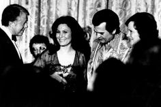 LorettaLynn's tweet photo. medals of freedom at the same event on the same day. George and Barbara Bush became dear friends of mine and I gladly campaigned all over the country for him. He was a patriot and a hero. I can’t imagine how tough the job can be at times. 

Happy President’s Day, y’all! https://t.co/CMwguwFWTC