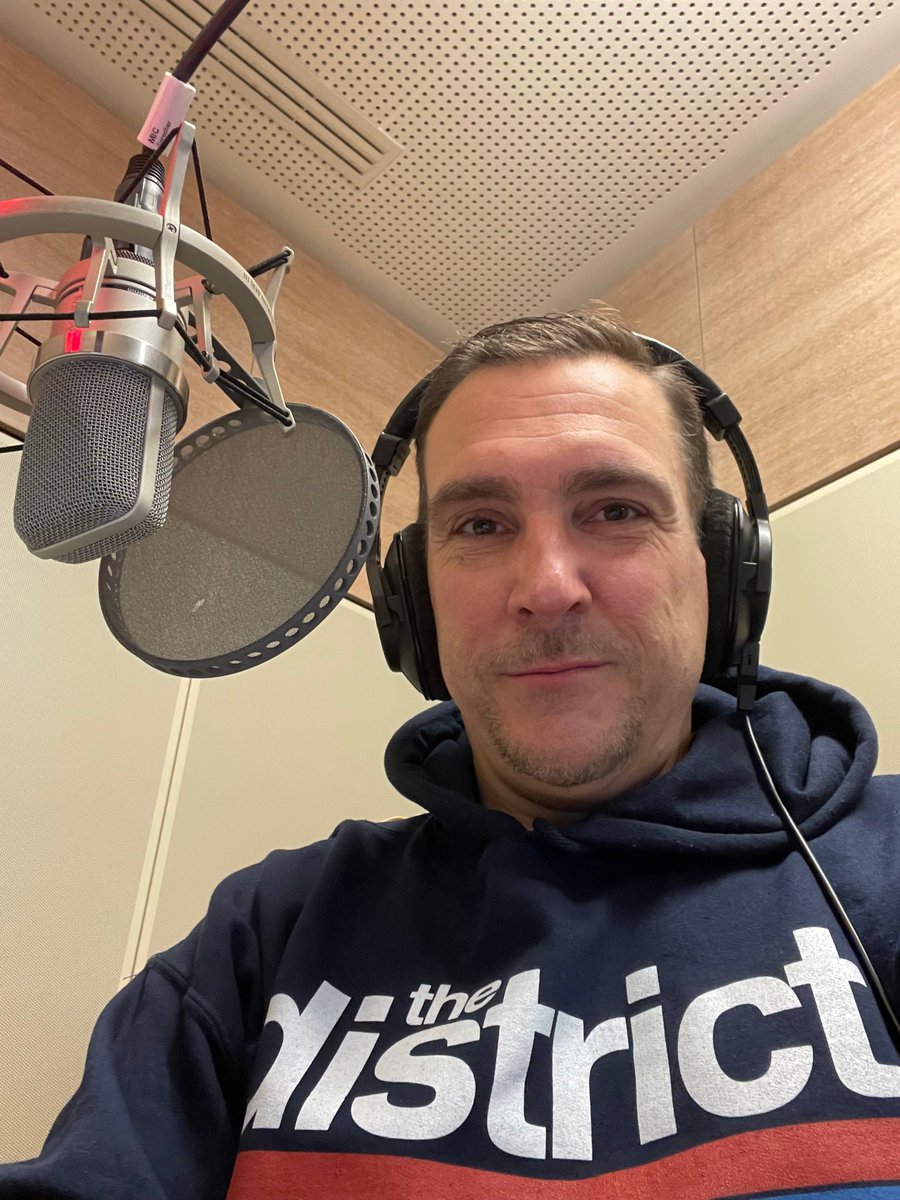 vonDobrowolski's tweet photo. Heute durfte ich eine Stunde bei @dlfkultur über Polizei(probleme) reden und wie es einem ergeht, wenn man sich intern gegen Missstände wehrt.
Hat mir gut gefallen - ich ♥️ Qualitätsmedien.

#BetterPolice

https://t.co/vla81Fwikc https://t.co/DlyISip5kC