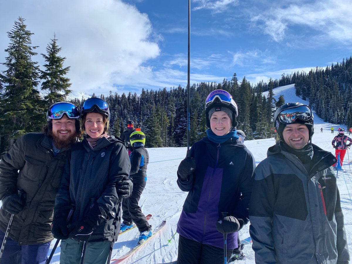 DidiPlusPing's tweet photo. Felt good to finally go with the BC/AB family 🎿🏔 https://t.co/HygSQc30o4