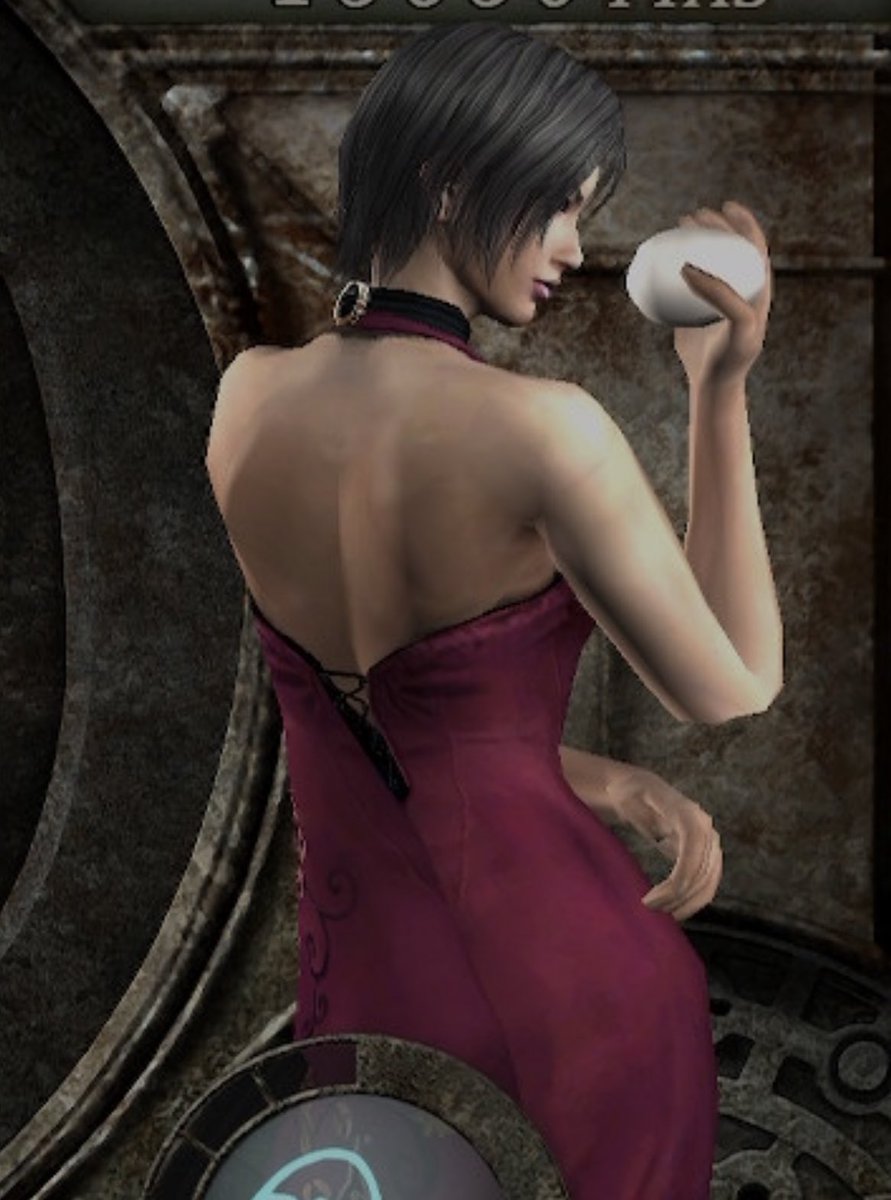 *holds egg seductively*