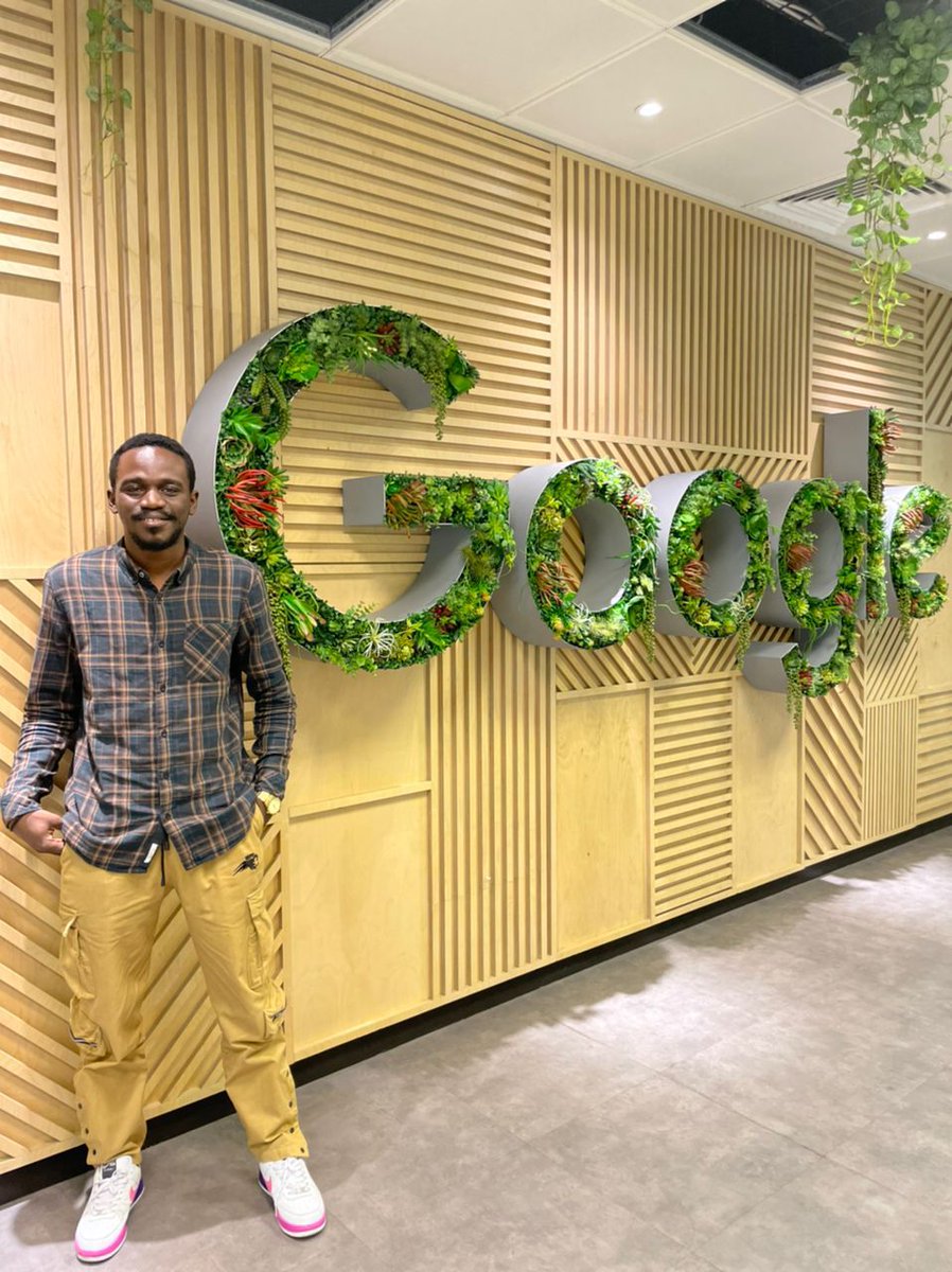 theGeekyMidget's tweet image. Today, I resumed a new role as: Associate Product Marketing Manager at Google.

I'll continue working on supporting small businesses &amp;amp; youth across Africa through Google's impactful projects &amp;amp; products.