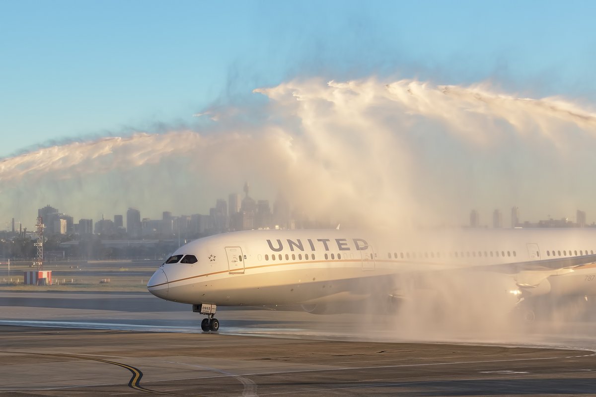 G'day Sydney! 

Starting today, Australia is reopening to international travelers. We're flying nonstop from Los Angeles and San Francisco to Sydney and will resume San Francisco - Melbourne this summer. See full entry requirements: uafly.co/31Wc38X