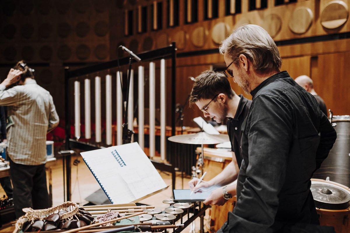 Gewandhaus's tweet photo. #TWOPLAYTOPLAY-Update! @panthaduprince & unsere Schlagzeuger jetzt im Audiostream auf 👉 https://t.co/N6L1ot2RCP Am 2. März folgt endlich die 2. öffentliche Probe - live, mit Publikum, im Gewandhaus! 😍 Infos + Tickets 👉 https://t.co/4zhikZKYve https://t.co/qtE5NLx3ww