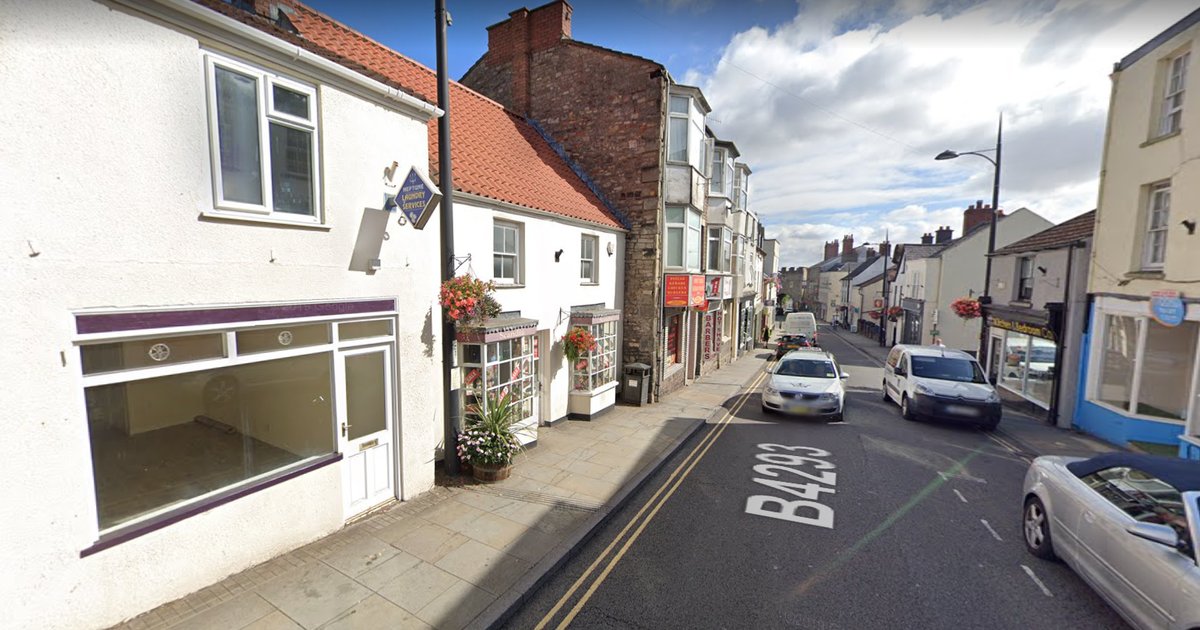 WalesOnline's tweet photo. Properties evacuated after 'suspicious device' found inside building - live updates
https://t.co/UySqc8p2va https://t.co/V6ynSXQnLp