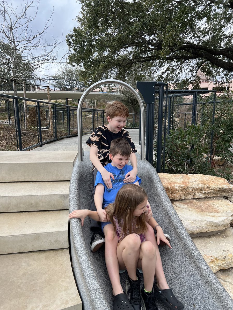 Love #WaterlooGreenway well done <a href="/studiodwg_atx/">dwg.</a> and #WallerCreekConsevancy now we just need to tidy up the connection to Lady Bird Lake! @austinparksfdn Nice to enjoy a beautiful park on a day off! #PresidentsDay