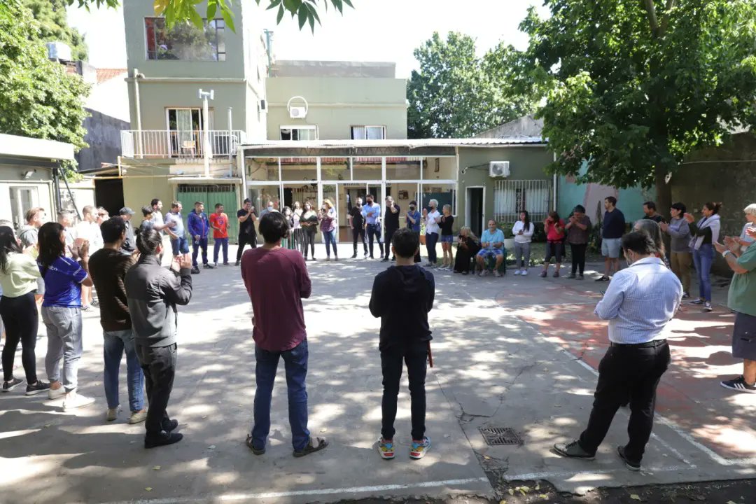 torresgabito's tweet photo. En la Comunidad @AylenFund escuchamos a su equipo de trabajo junto a las personas que se 
encuentran transitando un proceso de acompañamiento, y además nos reunimos con los miembros de la #mesanacionaldeadicciones para tratar los ejes a trabajar este año. https://t.co/4wBeRxcHeY