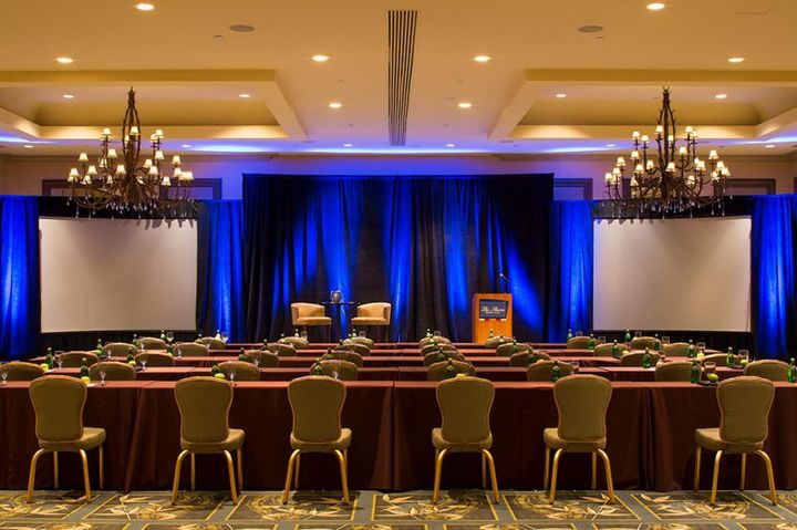 When you hold your event at The Shores Resort &amp; Spa, you know it’s going to be extraordinary! We offer the flexibility to accommodate your group.

Contact: sales@shoresresort.com or call 386.322.7248
shoresresort.com/meetings

#meetingsattheshores #conferenceplanning #meetingmonday