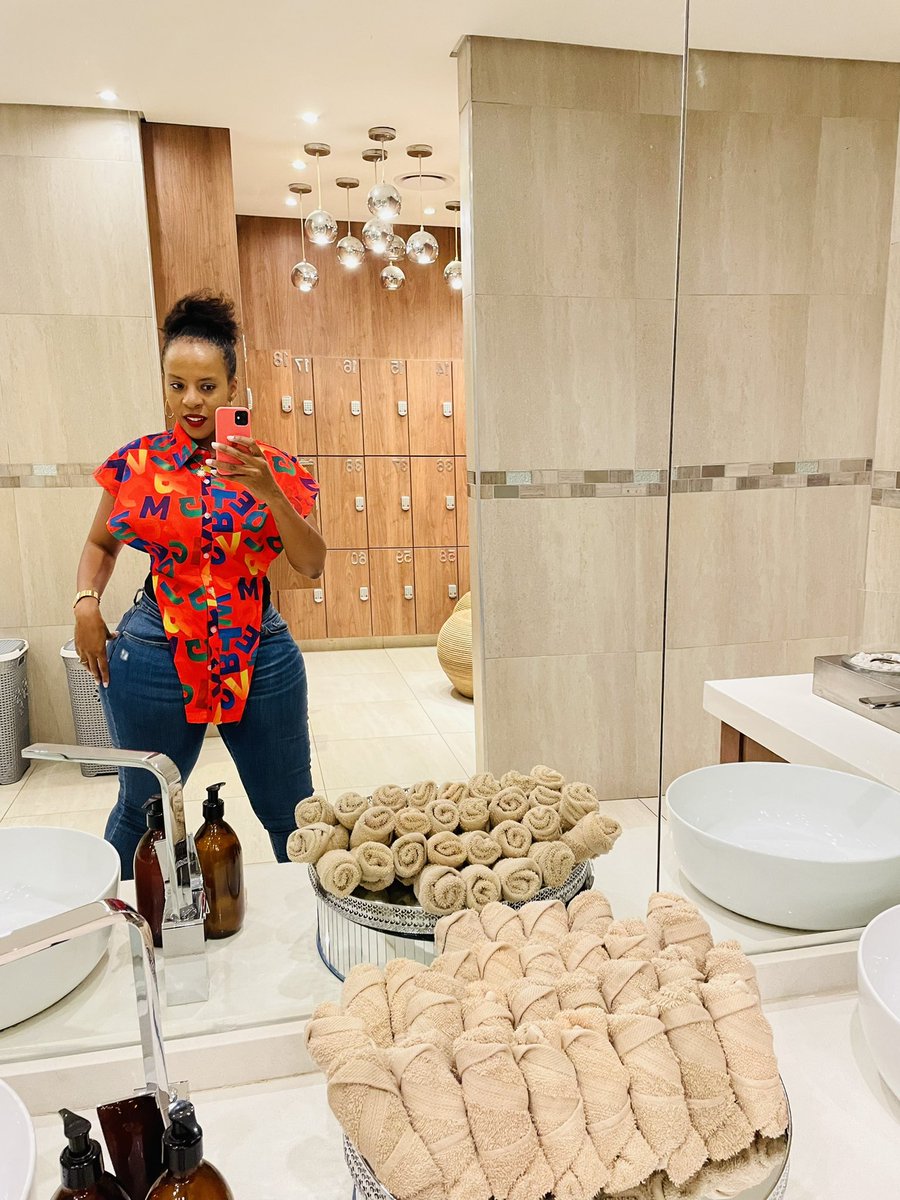 uFeziwe umnqweno wethu Tutu-Mlangeni tweet media