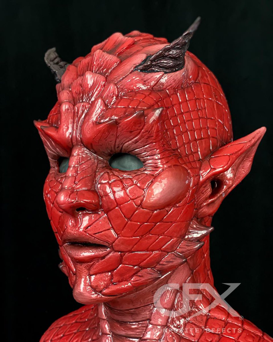 CFXunmasked's tweet photo. ✨#HAAShow Stock Showcase✨
Metallic Red Pandora - $700
This variation of #Pandora is a #metallic #mistress created to match her partner in #hellflame, #Belial! See this mask and many more at #CFXMasks booth #602 during Transworld's Halloween & Attractions Show! https://t.co/PyJxA8C6DA