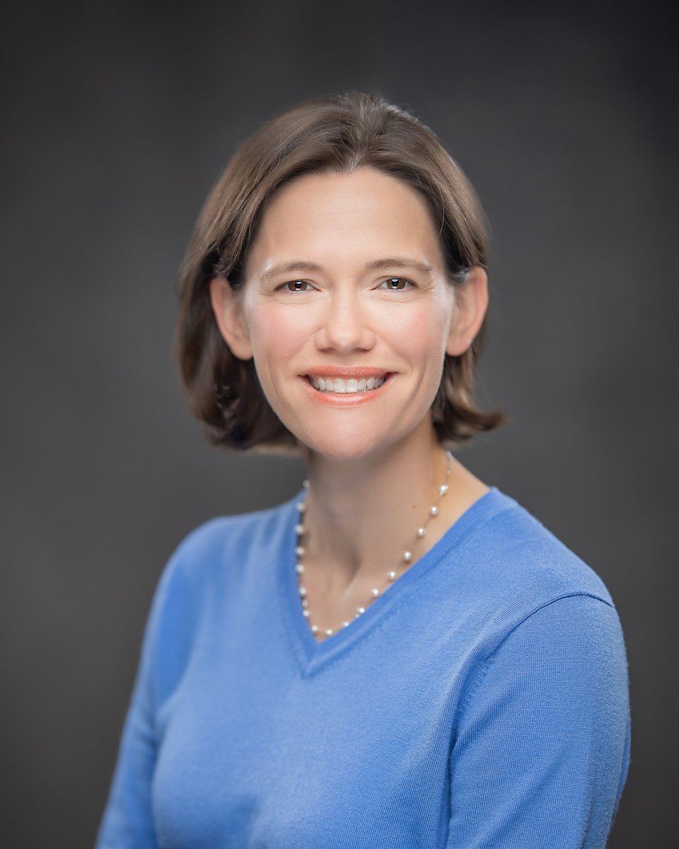 womenunitednems's tweet photo. Dr. Elizabeth Gibson is Women United and Groundswell's newest member! Lizzie says, "I support the mission of innovation, elevation, and celebration of women, and the overarching goal of the United Way to improve lives in the community." https://t.co/rY5gUkOJUs