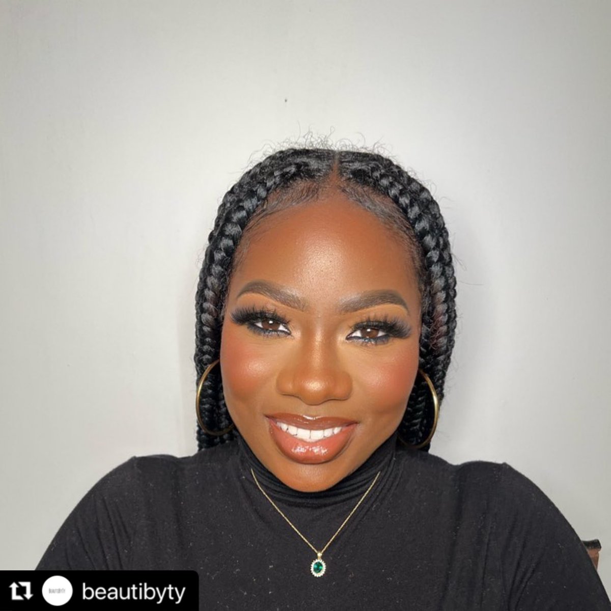Cocoa517's tweet photo. The originals, no edit 💅🏾
#ItstheTeethforme https://t.co/fqUrHwsNJ8