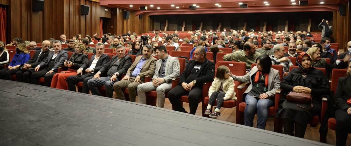 SuleymanCelik16's tweet photo. “Canım Dayım” Beyazperdede izlediğimiz filimlerin ötesinde, insanoğlunun farklı bir gerçeği… Otistik Adem’in Hikayesi… Başta, Otizim Der Bşk @EmelKanberoglu Samsun’lular Fed Bşk @OtrusSavas olmak üzere emeği geçenlere BBB’mız Syn @Alinuraktas70 adına teşekkür ediyoruz. https://t.co/mk1dyd65Uc