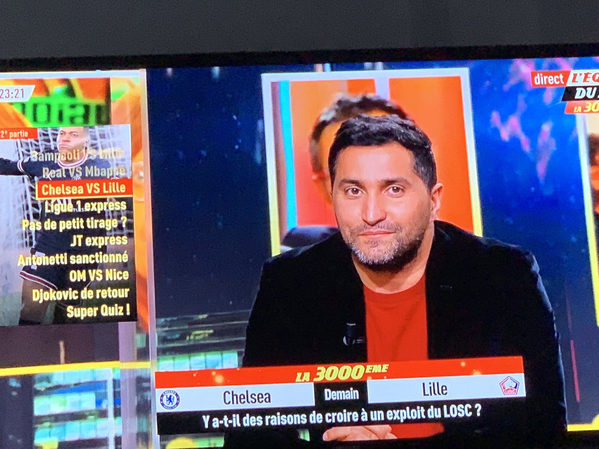 MasterClassDz's tweet photo. Il est laaaaaaaaa (enfin) @Nabil_djellit ! @lequipedusoir #EDS3000 https://t.co/eWpXeedpws