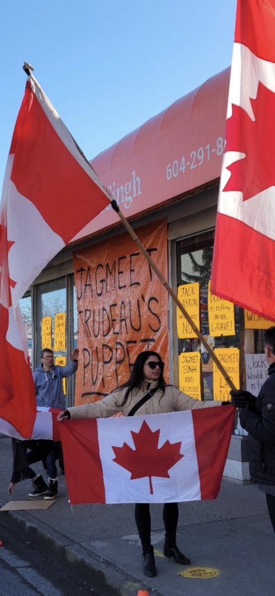 GjosLisa's tweet photo. @theJagmeetSingh you are finished if you do not do the right thing .. Canadians will run you out of Canada with #BlackfaceHitler and #NaziFreeland https://t.co/5YcVFbvdcH
