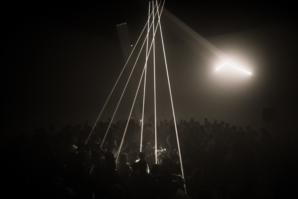 eltecpatl's tweet photo. Algunos tiros del Showcase 001 con @rozaterenzi https://t.co/vSH5uoifWy