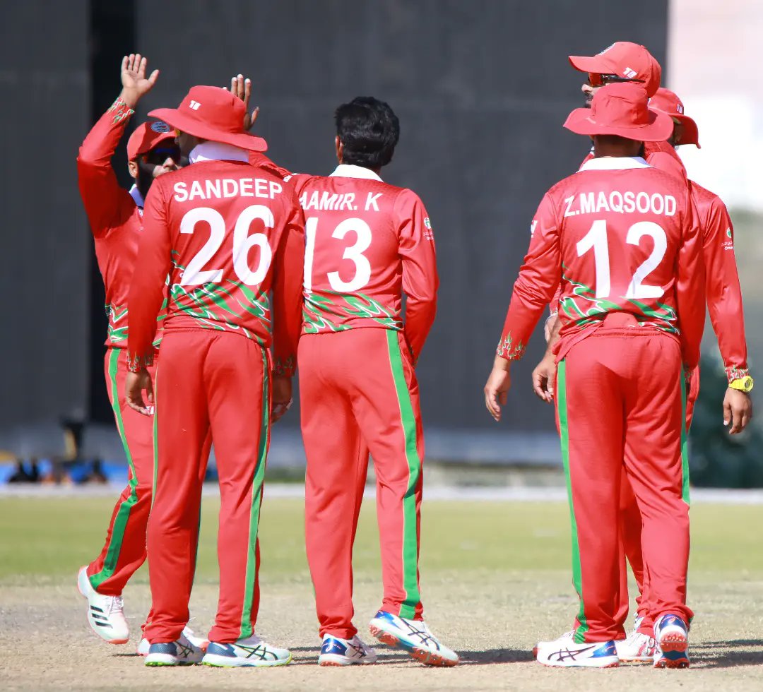 TheOmanCricket's tweet photo. 6Here we Come!
A convincing win over Philippines to proceed to an all important showcase vs Ireland.
#t20worldcup #t20qualifiers #OmanCricket https://t.co/IGvjcRvMsi