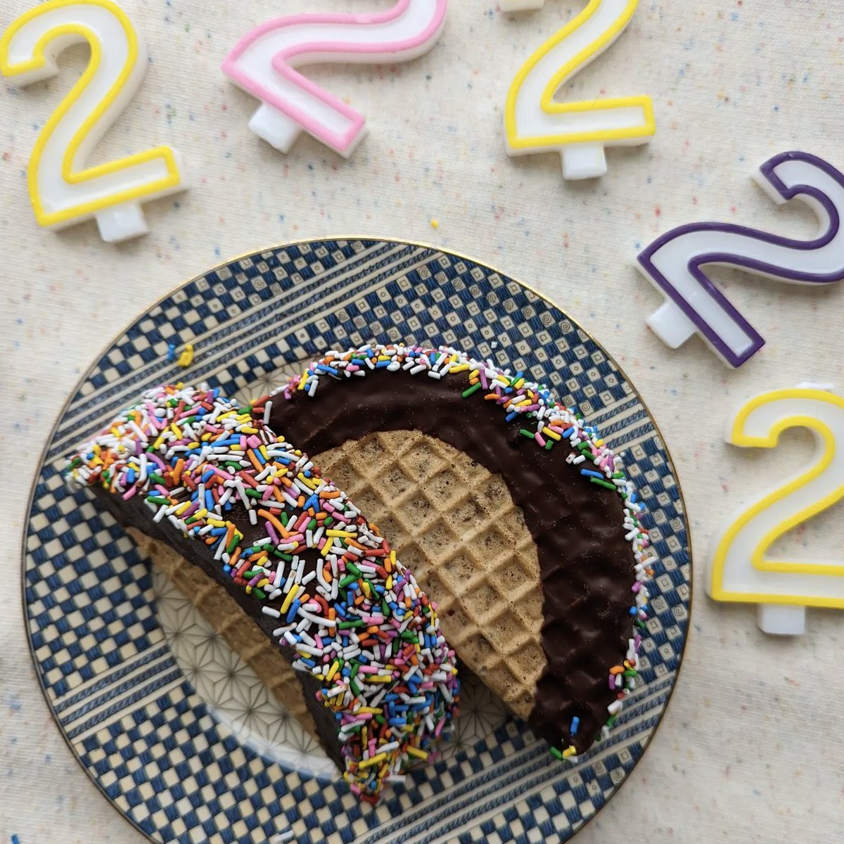 MooShuIceCream's tweet photo. To celebrate Taco 02/22/2022 Tuesday, we made more than 200 ice cream tacos! Each purchase at $22.22 ($19.66 + tax) includes TWO white chocolate funfetti tacos and a $2 donation to a local Black-run non-profit (TBD) for Black History Month. (We will post receipts on social media) https://t.co/i6Mg5u3yaJ