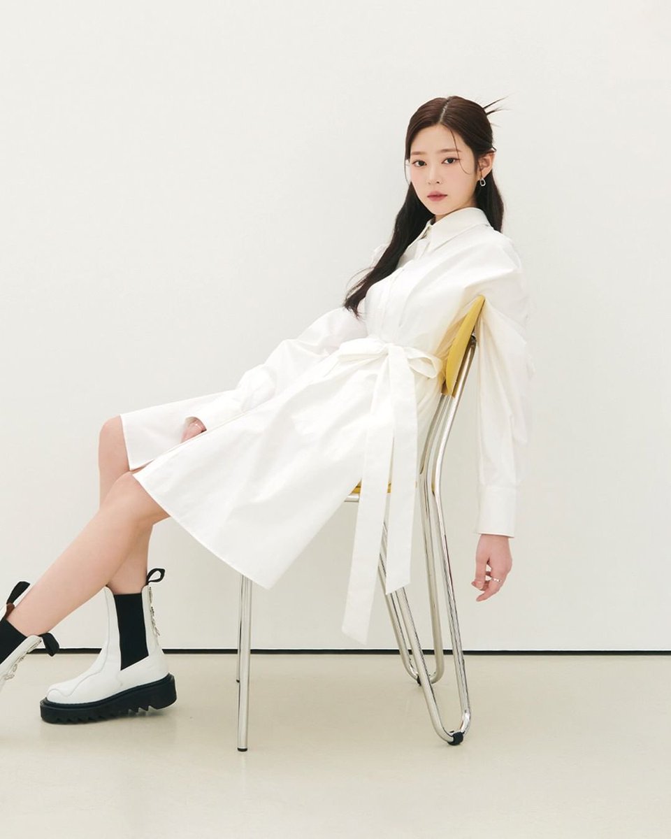 MinjuBrasiI's tweet photo. 📃 | 210222 #IMFO
'Show! Music Core' confirma que Kim Minju estará ausente na transmissão desta semana após seu diagnóstico! 🤍
Poxa ☹️☹️
#KIMMINJU #MINJU #김민주 #IZONE #아이즈원 https://t.co/3AsWihgXl1