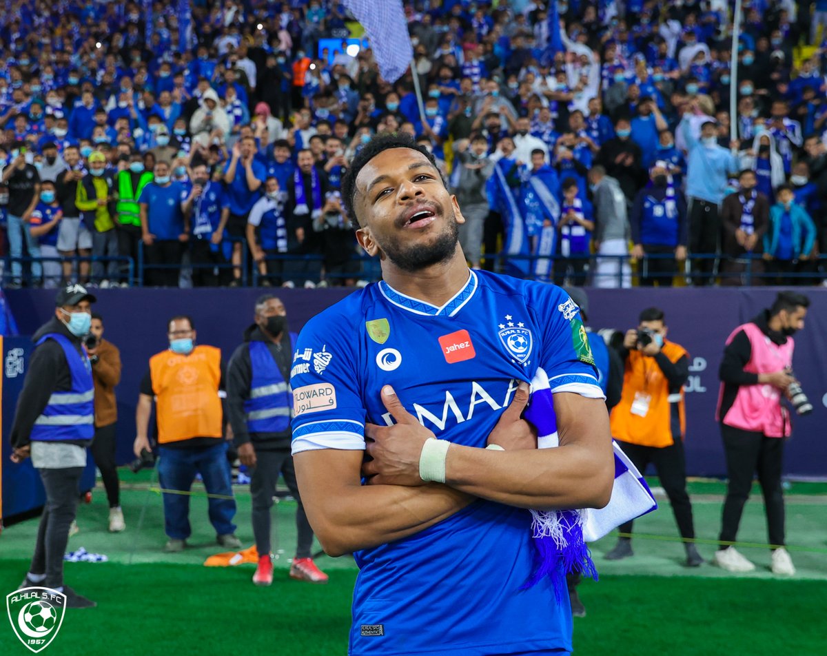 Alhilal_FC's tweet photo. 😎 وقوووووف.. تعلّم وشووووف 💙

#الهلال https://t.co/gn4aJ7TdxK