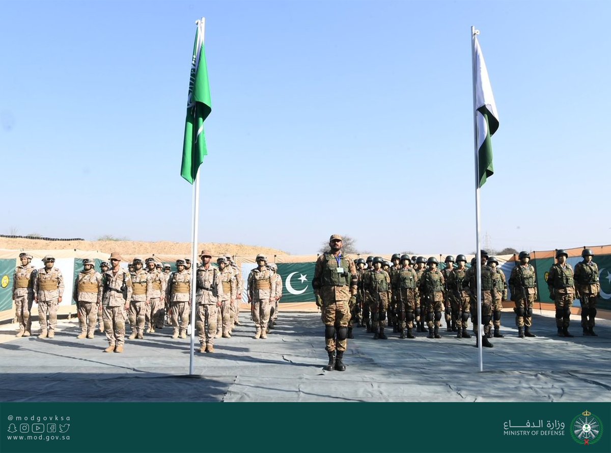 modgovksa's tweet photo. انطلاق مناورات التمرين المشترك بين القوات البرية السعودية والجيش الباكستاني #الصمصام_8 بجمهورية #باكستان الإسلامية.
https://t.co/xj3YPkbNx4 https://t.co/828LRPvvkC