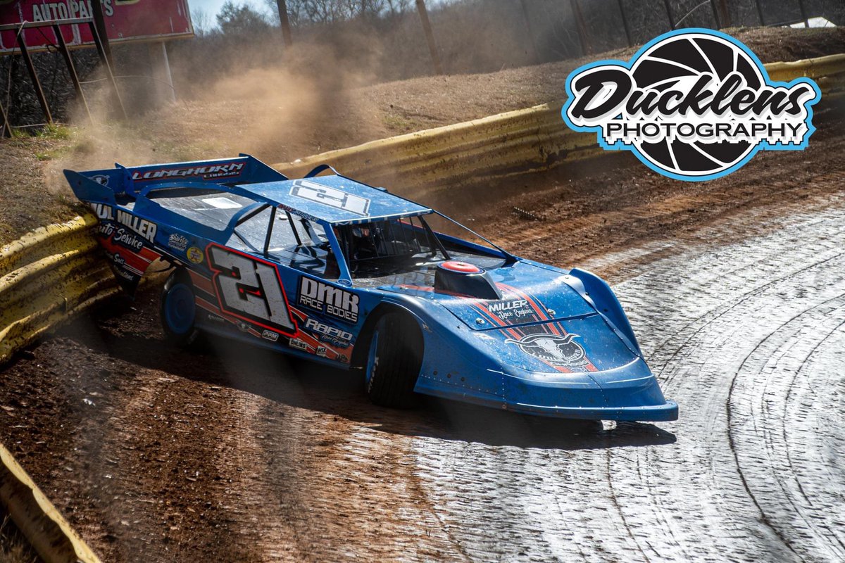 Austin12_Taylor's tweet image. Them boys was diggin at The Duck