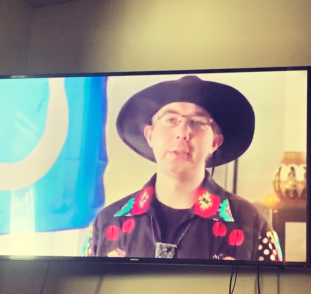 rootsofresilie1's tweet photo. Great also to hear from our good friend @ManitouSakhikan 💙 such a wise young man who is doing such incredible work to ensure that #michif language is still alive and well in Canada and our communities ♾ https://t.co/Nhvn4JxbtE