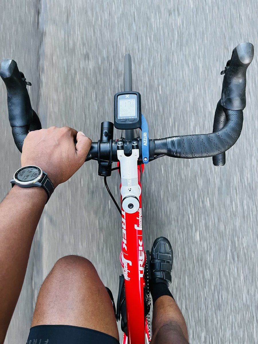 Lesetsa0's tweet photo. Monday leg spinner!
#inspiredtoride https://t.co/2LaoRrNq82