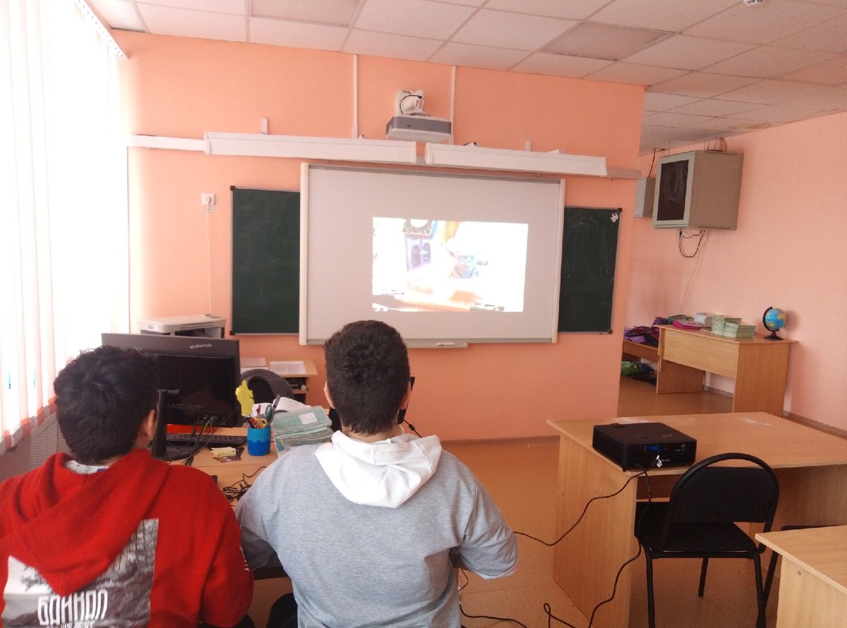 school11ok's tweet photo. В рамках дополнительной общеобразовательной программы "VR/AR-квантум" на базе детского мини-технопарка "Квантум"  ГБОУ СОШ № 11 г.о. Октябрьск 19.02.2022 г. прошло  занятие “Моделирование 3D объектов. Работа с 3D принтером”. https://t.co/vInzyv1Jt8