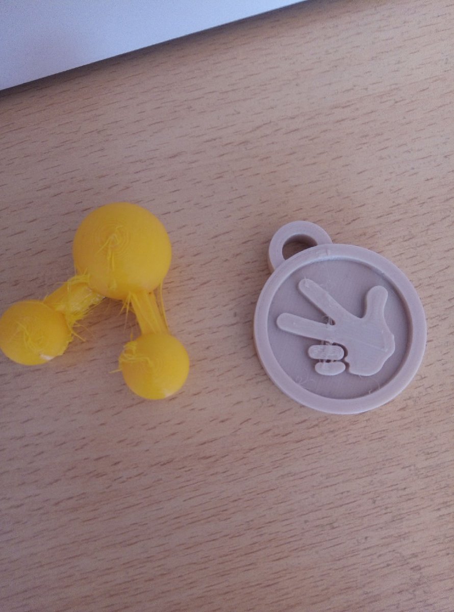 school11ok's tweet photo. Ребята с ��омощью приложения для 3D моделирования «Blender» и некоторых готовых прототипов моделей, смогли создать свои собственные поделки и напечатать их на 3D принтере. https://t.co/1apQrzjmVV