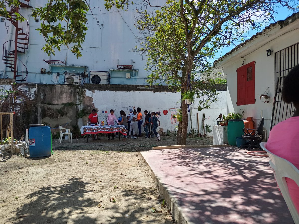 PNNAPES's tweet photo. El grupo de niños, niñas y adolescentes de la organización #Caminante, de República Dominicana🇩🇴, tuvo el primer encuentro del año 🥰 https://t.co/noQR9oHBtQ