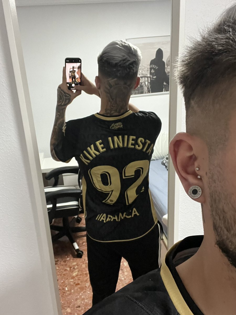 Kike Iniesta tweet media
