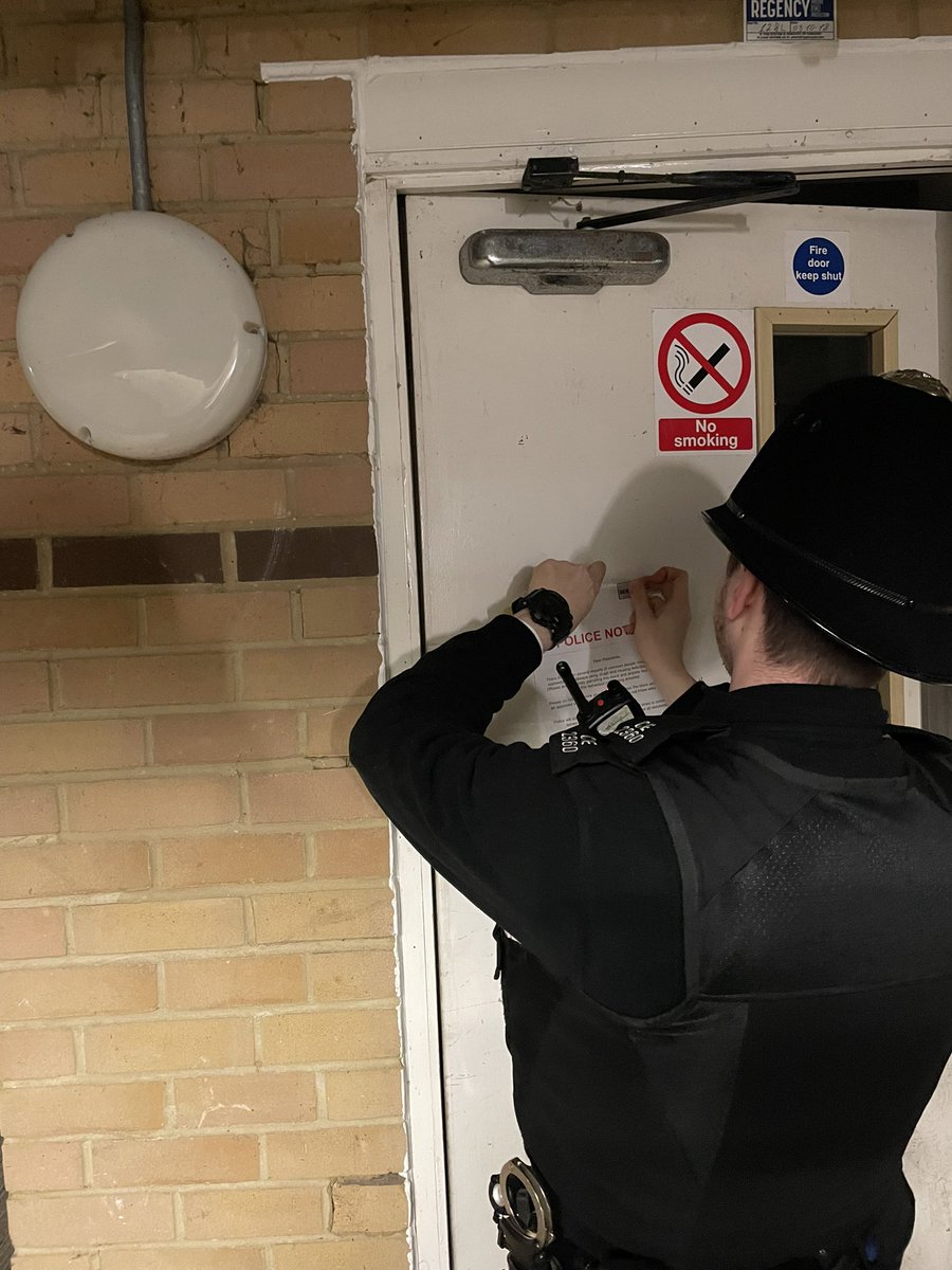 MPSLeaBridgeGD's tweet photo. The team are out on the beat tonight targeting ASB hotspots on the ward. We have also placed Police Warnings on block entrances in a bid to deter individuals from using your local stairwells to cause nuisance. #saferneighbourhoods #localpolicing #leabridge #hackney #metpolice https://t.co/rbHzKdN82Y