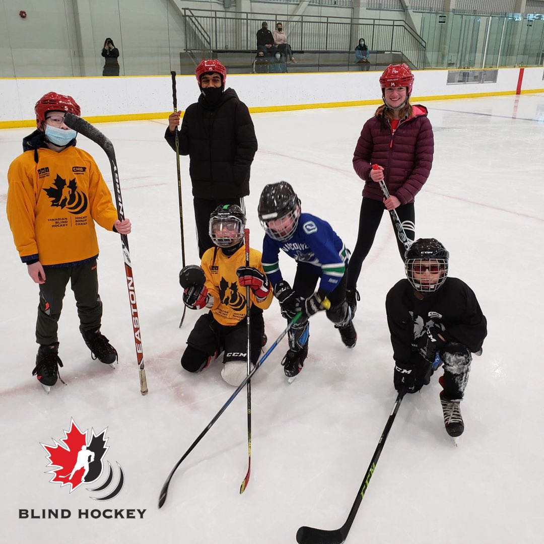 CDNBlindHockey's tweet image. #MondayMotivation 

The brand new Vancouver Youth Blind Hockey Program is off to a great start. 

A huge stick tap to these participants for giving the #parasport of #Blind #Hockey a shot.  

#Blind #Hockey #parasport #youth #Vancouver
