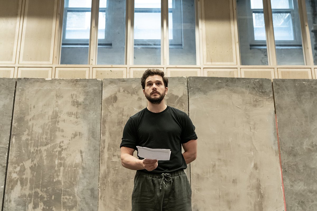 Donmar Warehouse tweet media