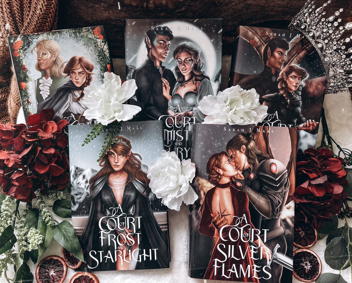 These covers ❤️‍🔥😍 #sarahjmaas #acotar #acourtofthornesandroses #bookcovers #bookstagram #booktwt