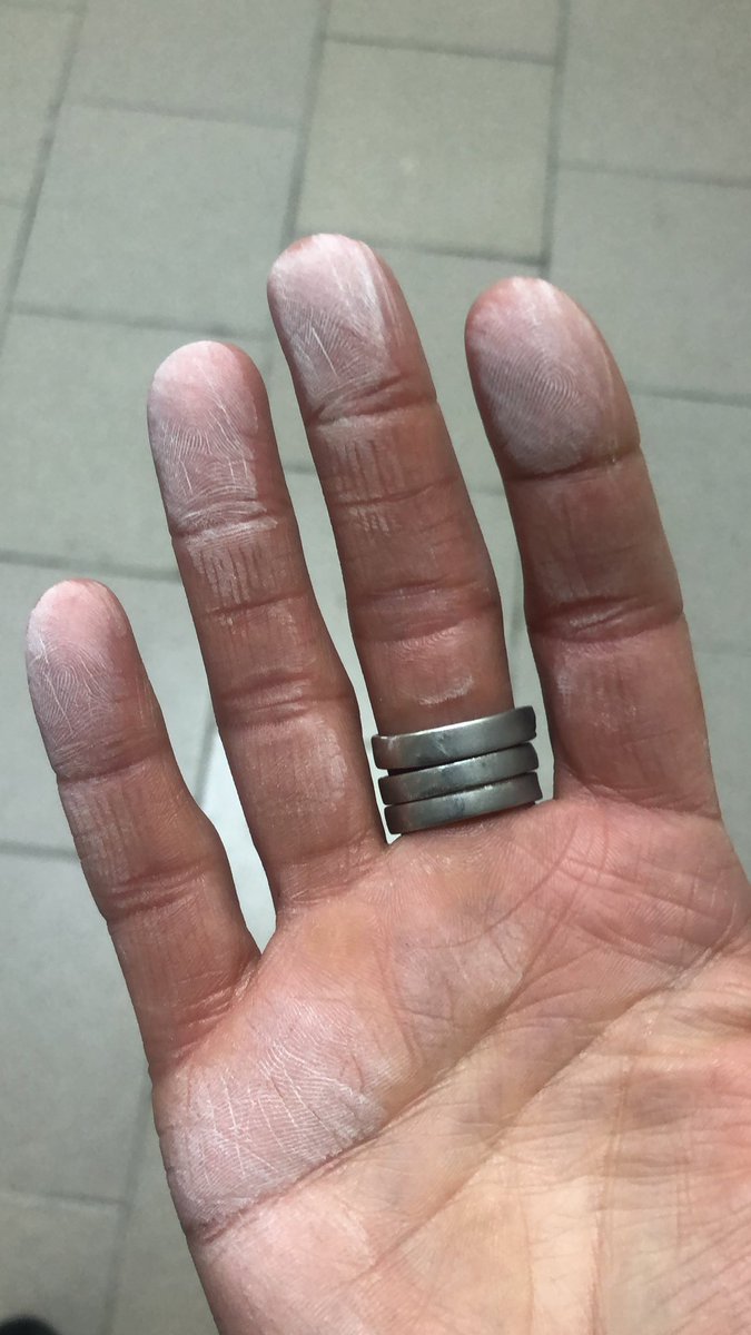 Варвара Плющ tweet media