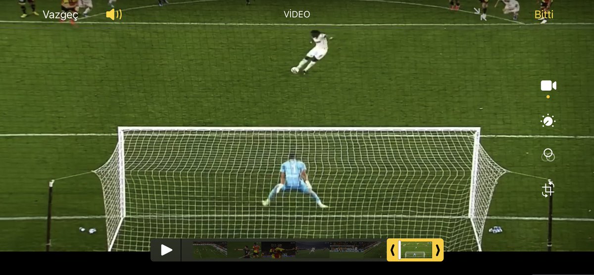 Düşmeyin diye yapiyolar ha, hadi iyisiniz yine tekrarlatmadi, tez zamanda kümeye #Penaltı