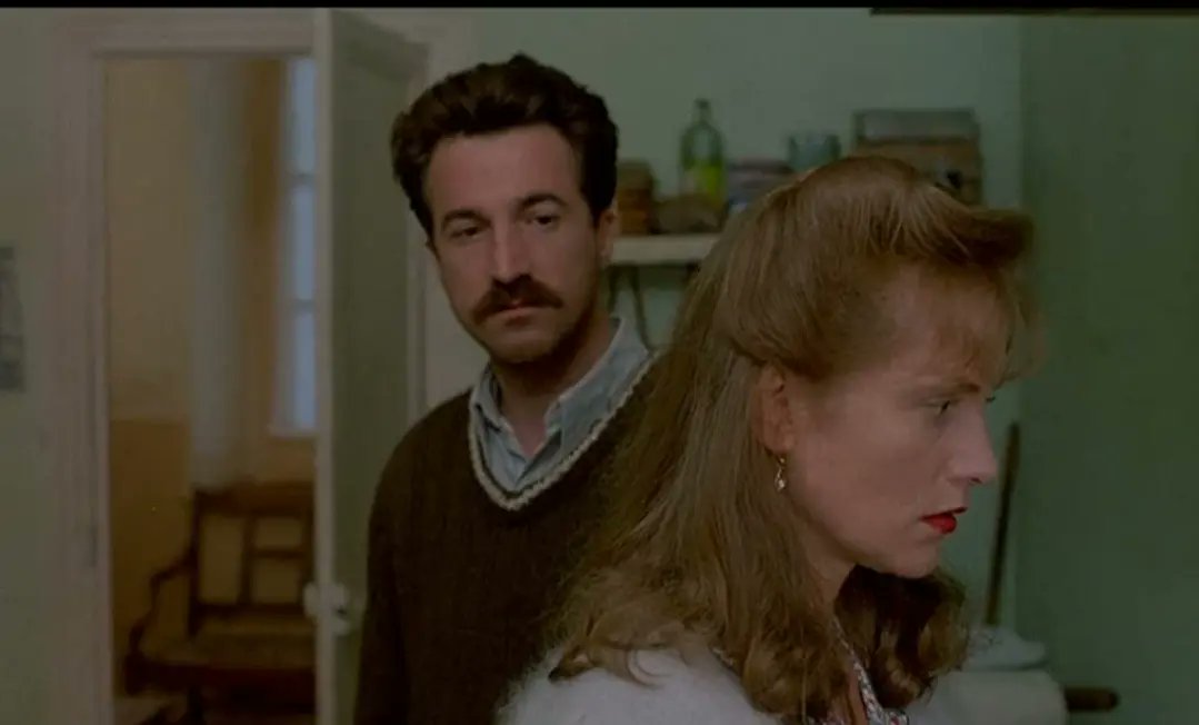 Annie_hll's tweet photo. Now Watching - Une Affaire de femmes
Story Of Women by #ClaudeChabrol
#storyofwomen #uneaffairedefemmes
#IsabelleHuppert #FrançoisCluzet #NilsTavernier #drama #FilmTwitter #movieofthenight #filmlovers
"they're men. how could they understand it , anyway ? https://t.co/Ae4vQf5a5D