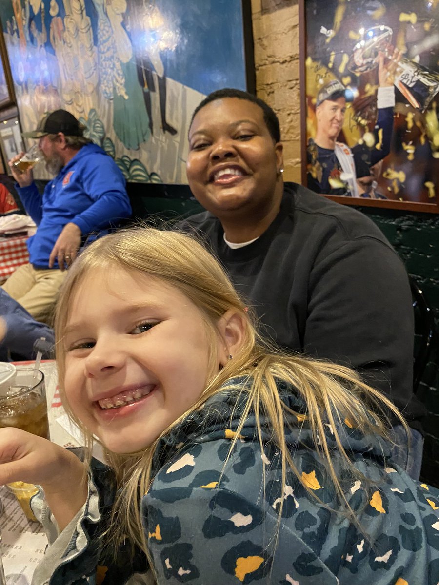 Memphis with my sweet family and our amazing BFF/Lifesaver P! ❤️❤️❤️❤️

<a href="/JordanEast8/">J EAST</a>