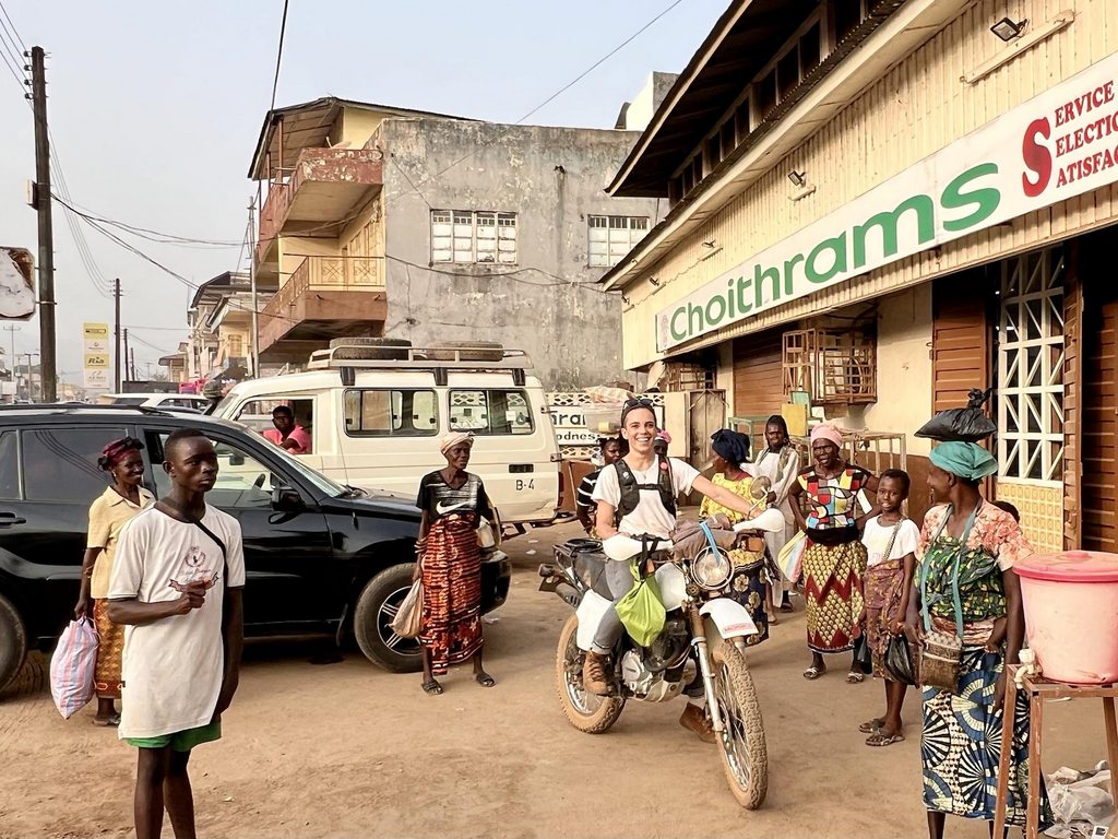Our very own, Pete &amp; Ash, have been traveling through West Africa for 3 weeks. 1 week to go! Catch up on their travels through their Ride Report on ADVrider:
advrider.com/f/threads/flyi…